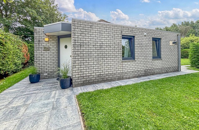 Nice home in Dirkshorn with WiFi