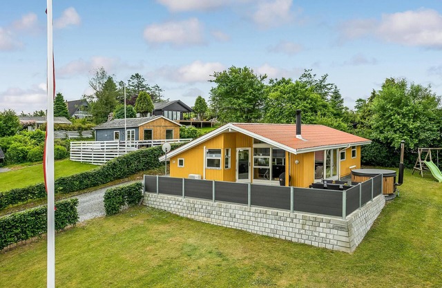 Nice home in Haderslev with WiFi