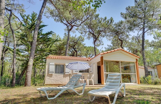 Nice home in La Faute-sur-Mer