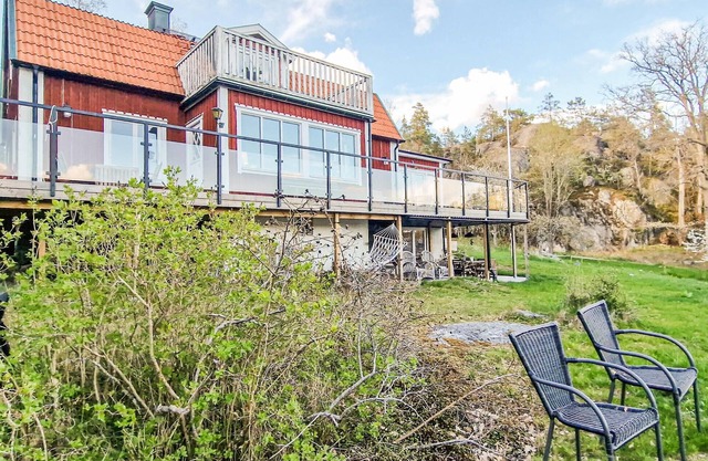 Nice home in Värmdö with sauna