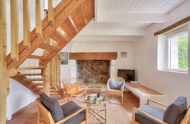 Nice house in the countryside for 4