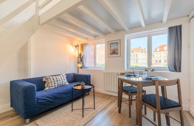 Nice studio close to the Catholic University