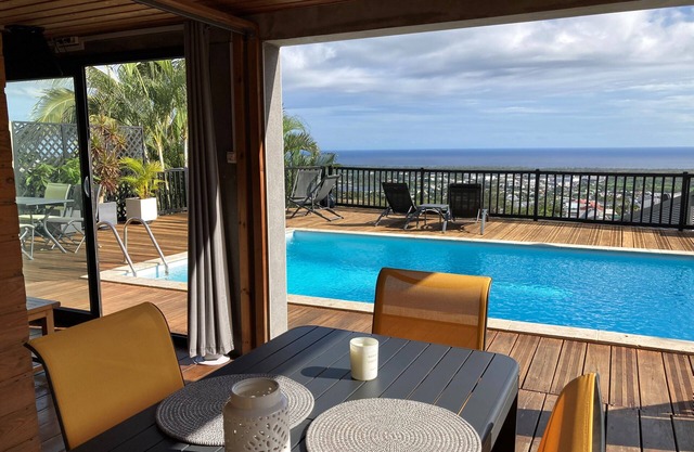 Nice Studio with private swimming pool and sea landscape