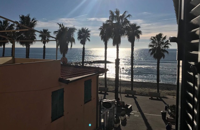 Nido del Gabbiano, studio apartment on the sea