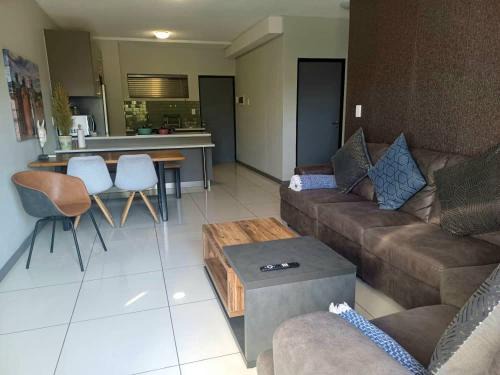 NJ MERENSKY 33 Windhoek