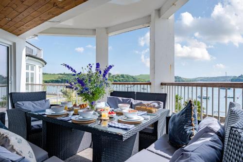 No 12 The Salcombe