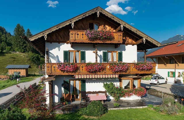 "No. 4" double room with shower, WC - Neuner, Gästehaus Ulrich