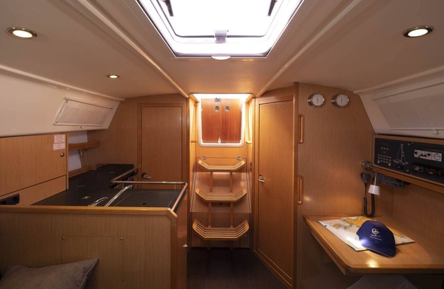 Noche a Bordo en Lujoso Velero