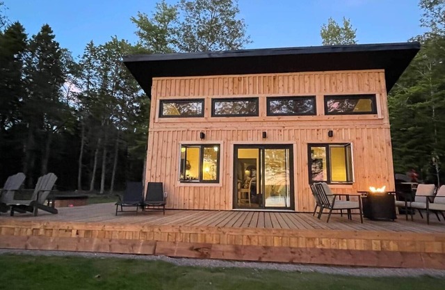 Nordic Spa - Serene lakefront escape