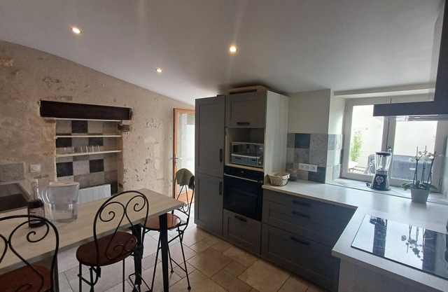 Nouveau Charme à Marennes, Avec Jacuzzi