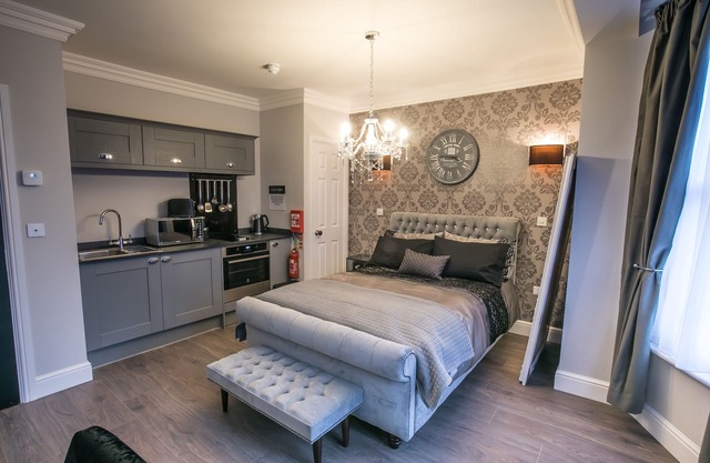 Number 10 The Abbey - Strumpshaw Fen Apartment