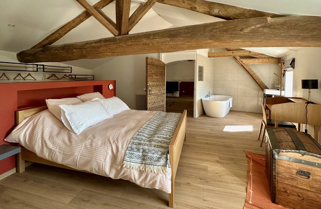 Numerobis-Elegant gite Solutré-Pouilly with terrace