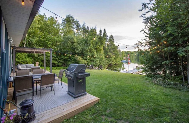 Oak Lake Retreat-3 bedrooms, 1 bathroom