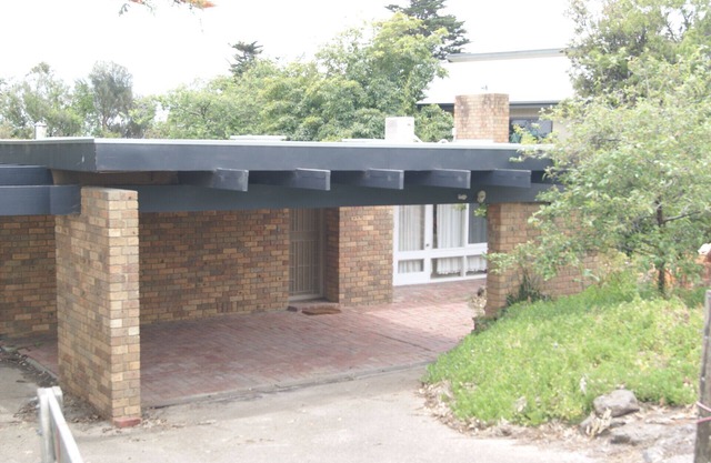Oakwood Retreat - Renovated spacious fully self contained house in Mt Martha.