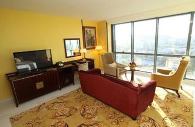 Oasis Hotel