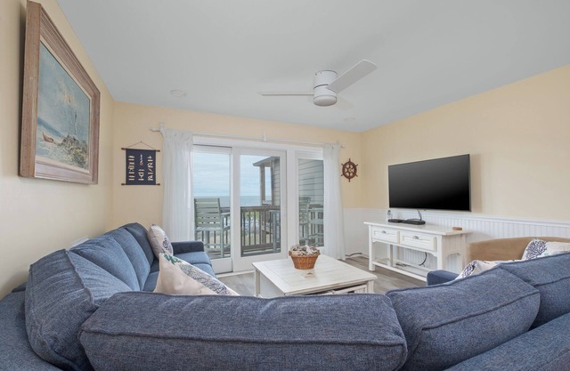 OBX Condo w/Oceanview - 2 Minute Walk to the Beach!