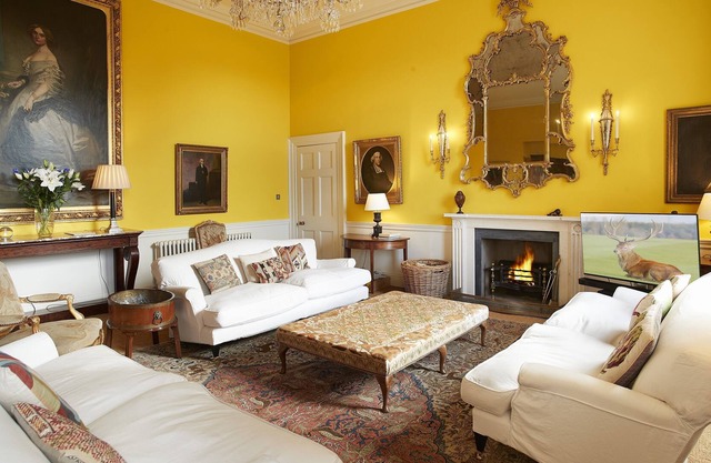 Occupying one wing of an impressive Georgian Palladian house is The East Wing.