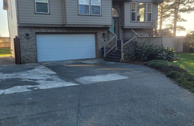Ocean Blue View. A nice home in a pleasant neighborhood with great ocean views.