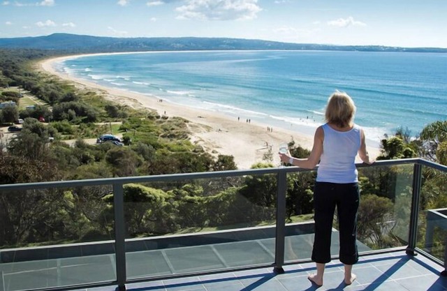 Ocean Reach, Pambula Beach. Locally owned. Affordable Beachfront luxury.