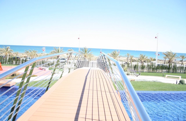 Ocean view Paradise luxury apartment direct access to the beach