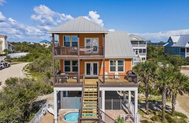 Ocean view, private pool, hot tub, fire pit, North Cape! 9/27-10/3 is 20% off!