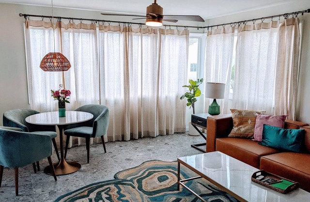 Ocean View, Steps to the Beach