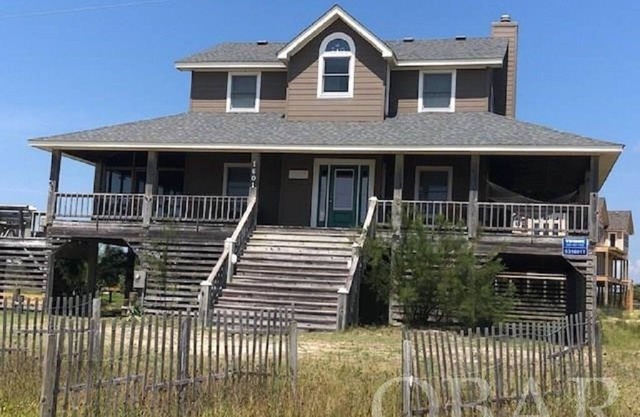 Ocean Views in Corolla! See the Horses! Covered Deck! 100 Yards to the Water!