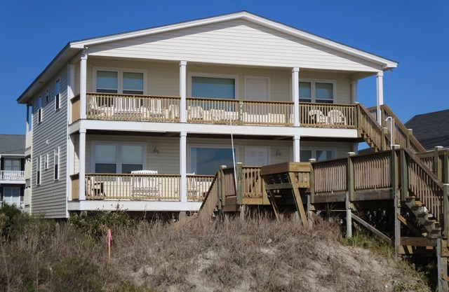 Oceanfront 4-8 Bedroom Duplex ("Sunrise" - Top)