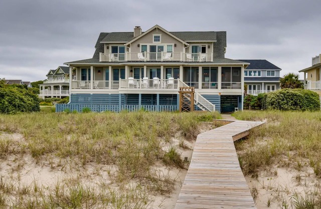 Oceanfront Bald Head Home with Private Boardwalk to the Beach