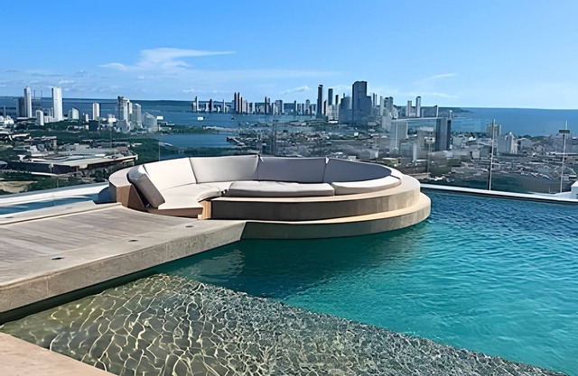 Oceanfront Gem by Walled City, Spectacular Views