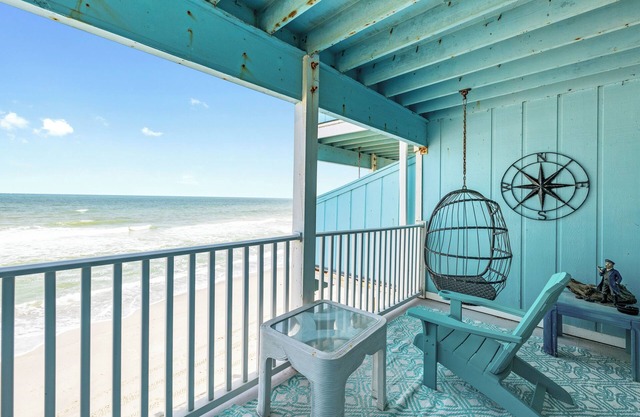 Oceanfront Condo With Balcony and Pool