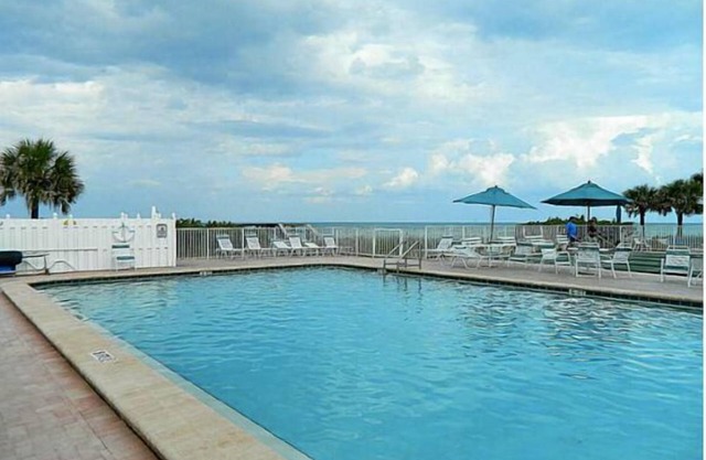 Oceanfront in Indian River Shores. Heated pool, clubhouse. Charming Vero Beach