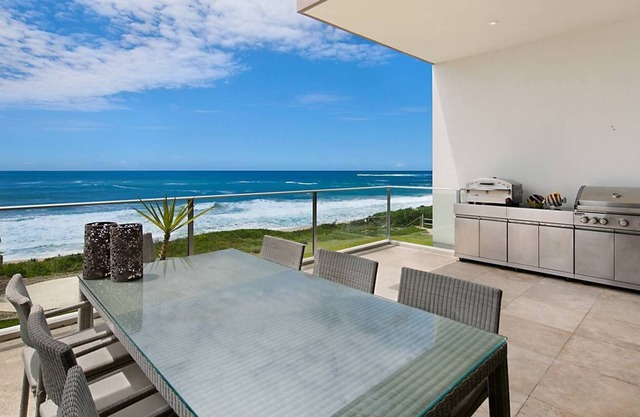 Oceanfront Penthouse, Stylish and Luxurious.