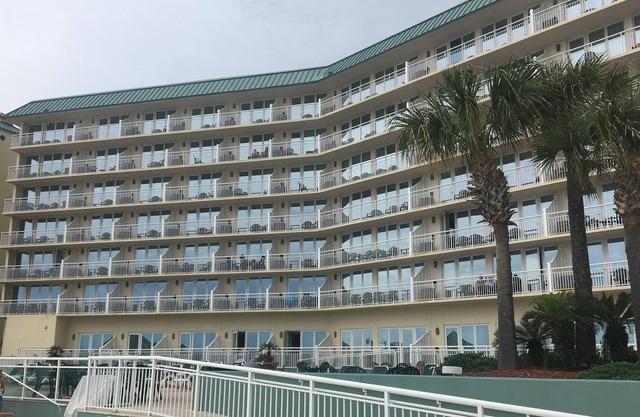 Oceanfront Premium Room 2 Bed 2 Bath, Sleeps 6