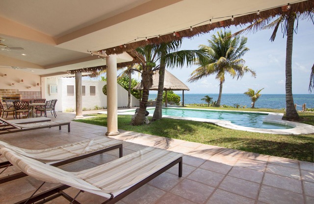 ☆Oceanfront/ Private/ Unique design-VILLA EL MECO☆
