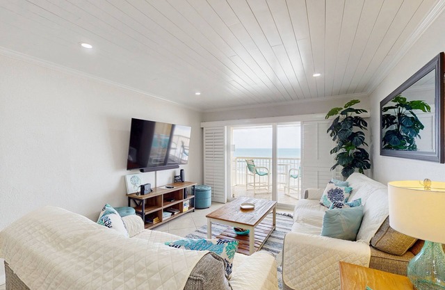 Oceanfront , upscale, oceanfront condo with Olympic pool & beach access