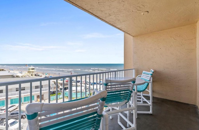 Oceania Beach Club 507