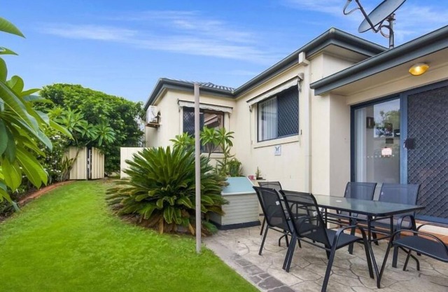 Oceania Beach Paradise, Pet friendly beach house in a quiet area only 300m to Pippi Beach