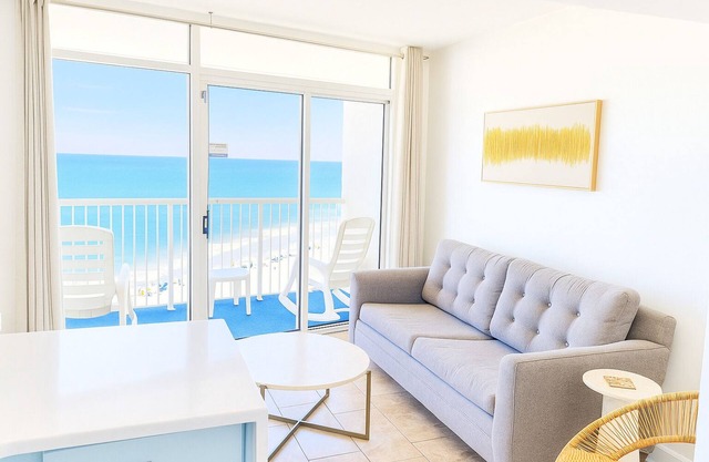 Ocean’s Edge 1 bedroom Oceanfront Seawatch Resort