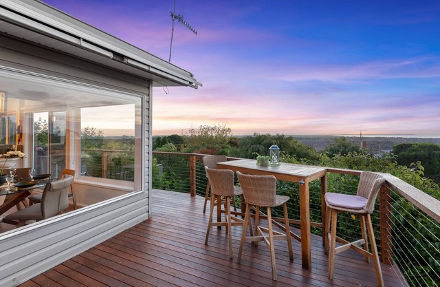 Oceanview 3-Bed Family Home with Cinema Room