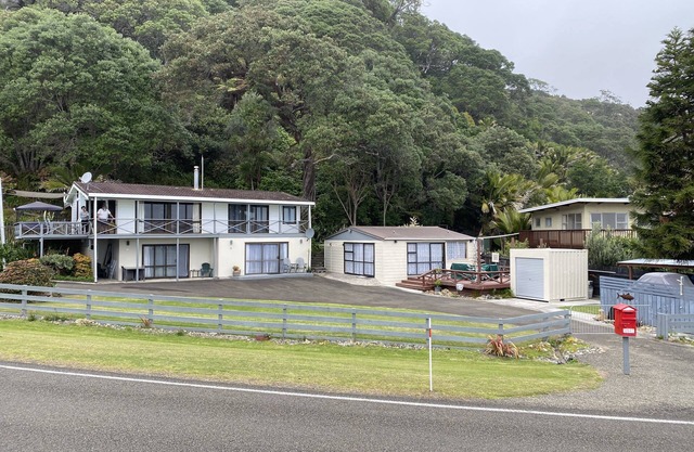 Oceanview downstairs unit at Oruaiti Beach in Waihau Bay