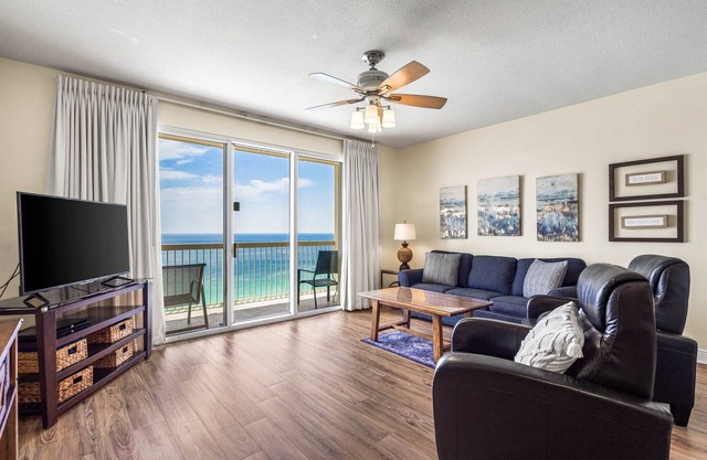 Oct/Nov open! Quiet, West End PCB!