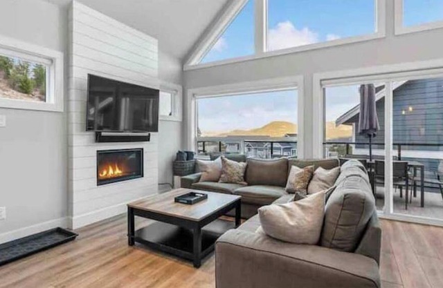 Okanagan Vacation Cottage at La Casann