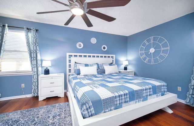 ~Ol' Glory Sleeps 13 Heated Pool by NAS Jax~