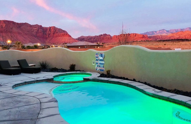 "Old Listing" Paradise Village #18
