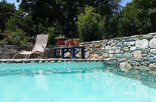 Old mill with river and swimming pool, in the heart of nature, 20 minutes from St Florent