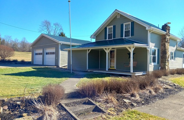 Old Miller Farm - Cozy Country Home