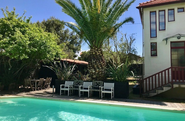 Old, wonderfully renovated villa, lovely garden, terraces and pool, Cap Ferret