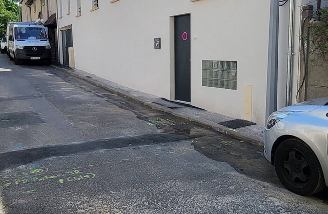 ON A 360M2 PLOT, 1 HOUSE 230M2 FOR 16 PEOPLE