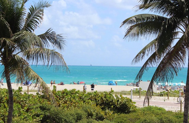 On Beach - 3rd/Ocean - Direct Ocean View and Access - Pool